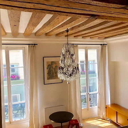 ゲストハウス Pavillon Marais パリ